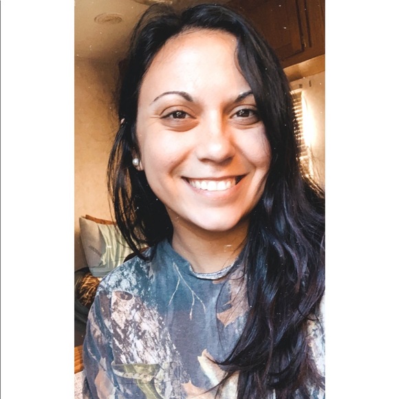 Meet your Posher, Bailie - Picture 1 of 2